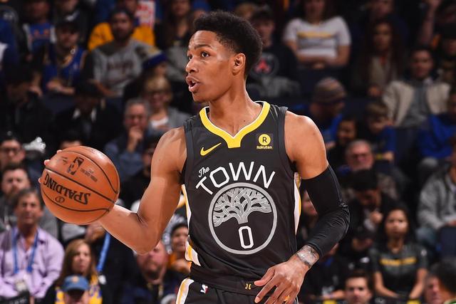 官方：曼城签下纽约城左后卫麦克法兰